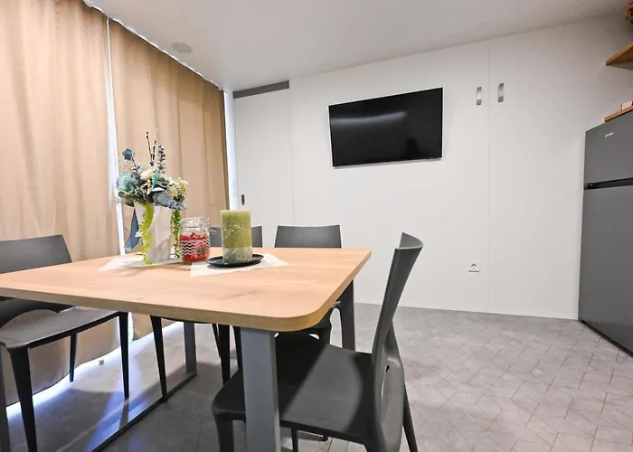 O'live Premium Mobile Кемпинг *